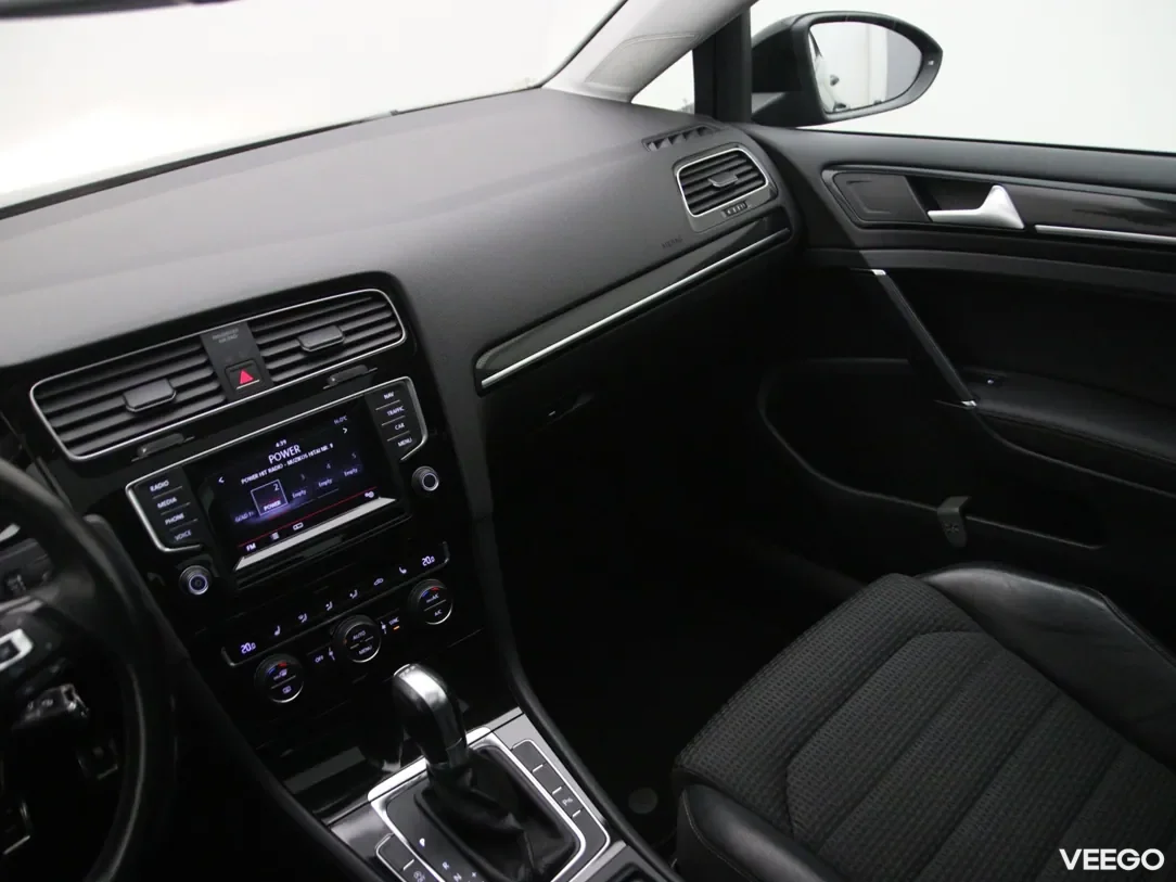 Volkswagen Golf 1.4 110kW