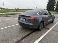 Tesla Model 3 AWD Long Range / UUS AKU 0.0 153kW thumbnail