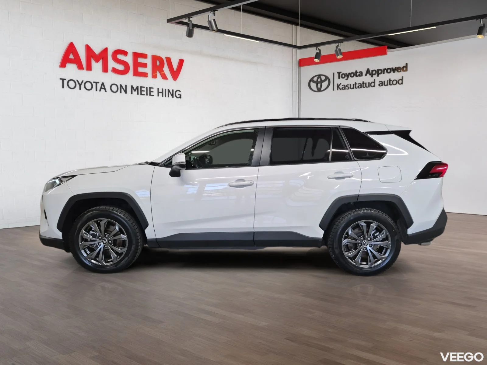 Toyota RAV4 Luxury Plus AWD 2.5 131kW