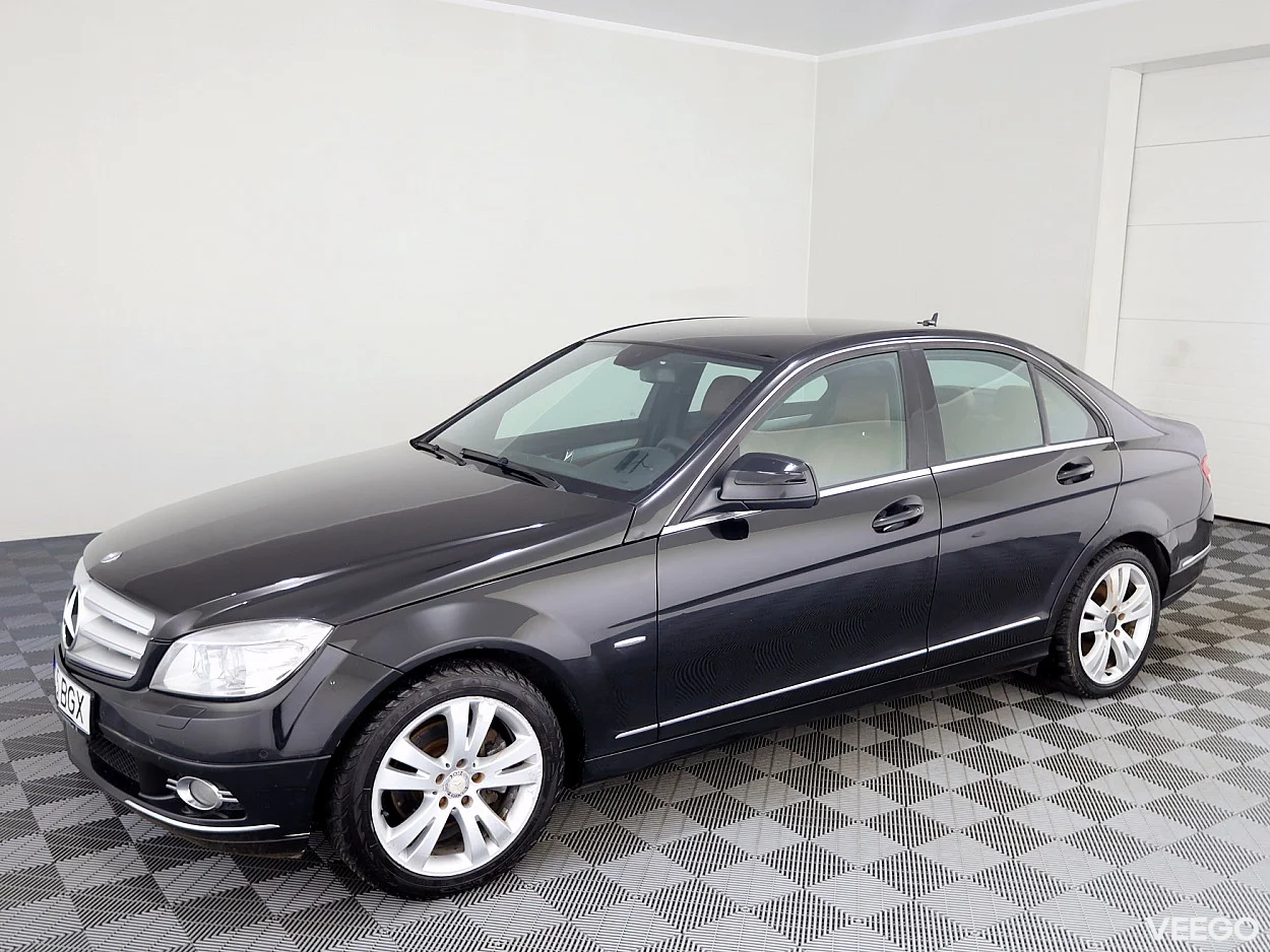 Mercedes-Benz C220 2.1 125kW