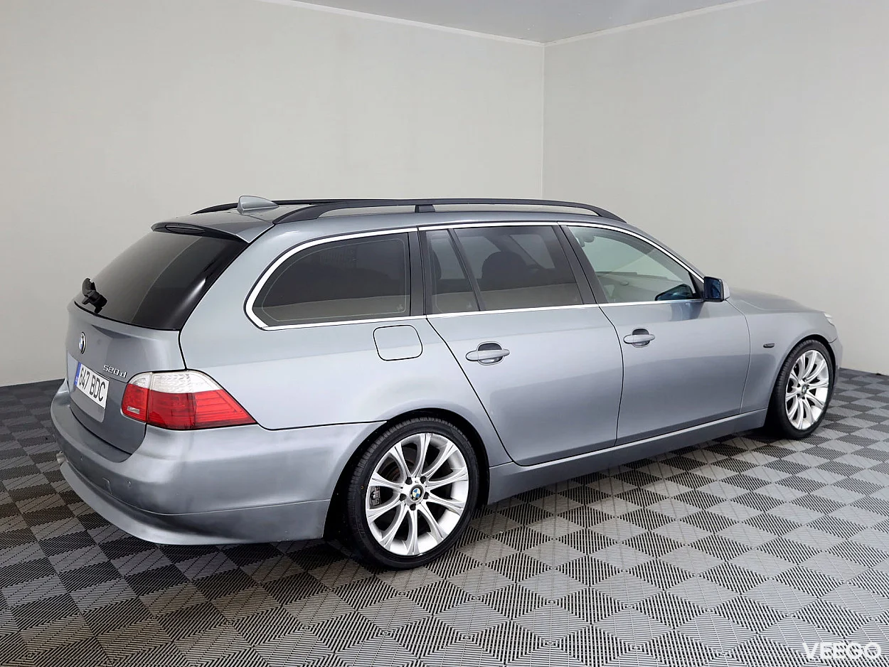 BMW 520 2.0 121kW