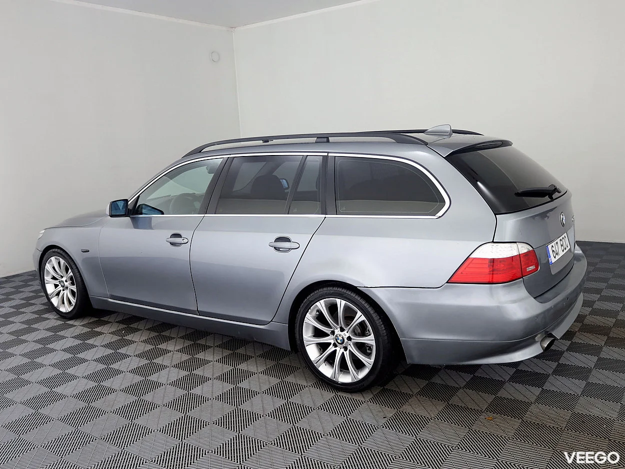 BMW 520 2.0 121kW