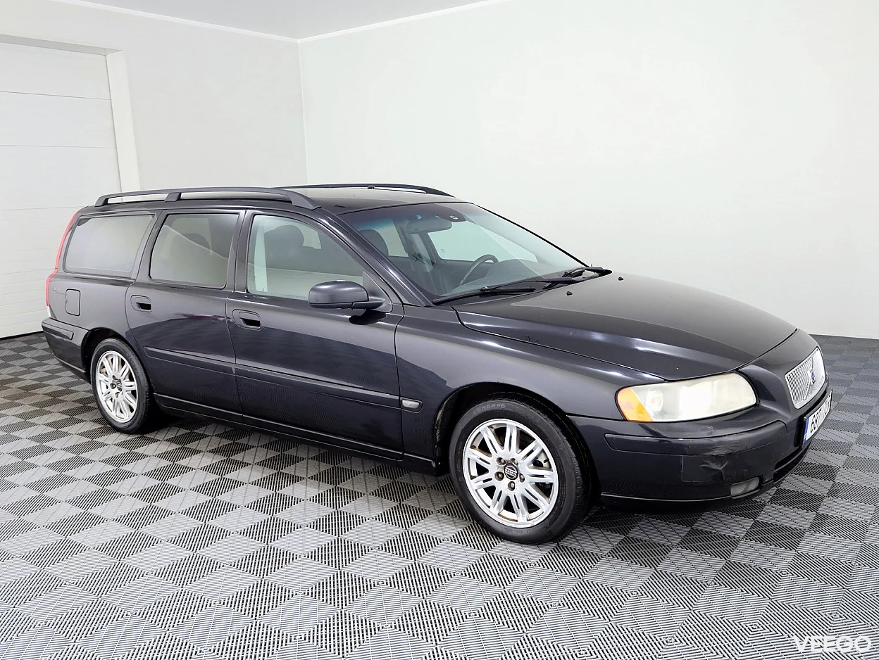 Volvo V70 2.4 121kW