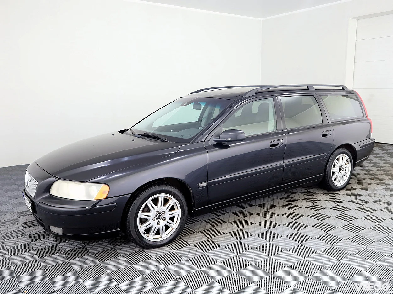 Volvo V70 2.4 121kW