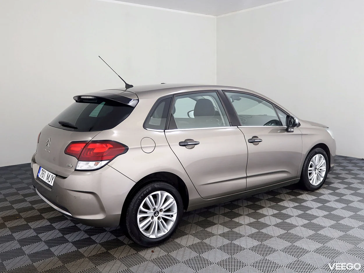 Citroen C4 1.2 96kW