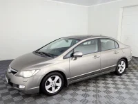 Honda Civic 1.8 104kW thumbnail