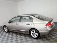 Honda Civic 1.8 104kW thumbnail