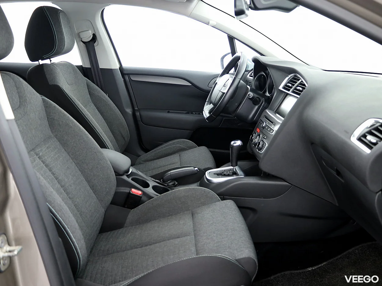 Citroen C4 1.2 96kW