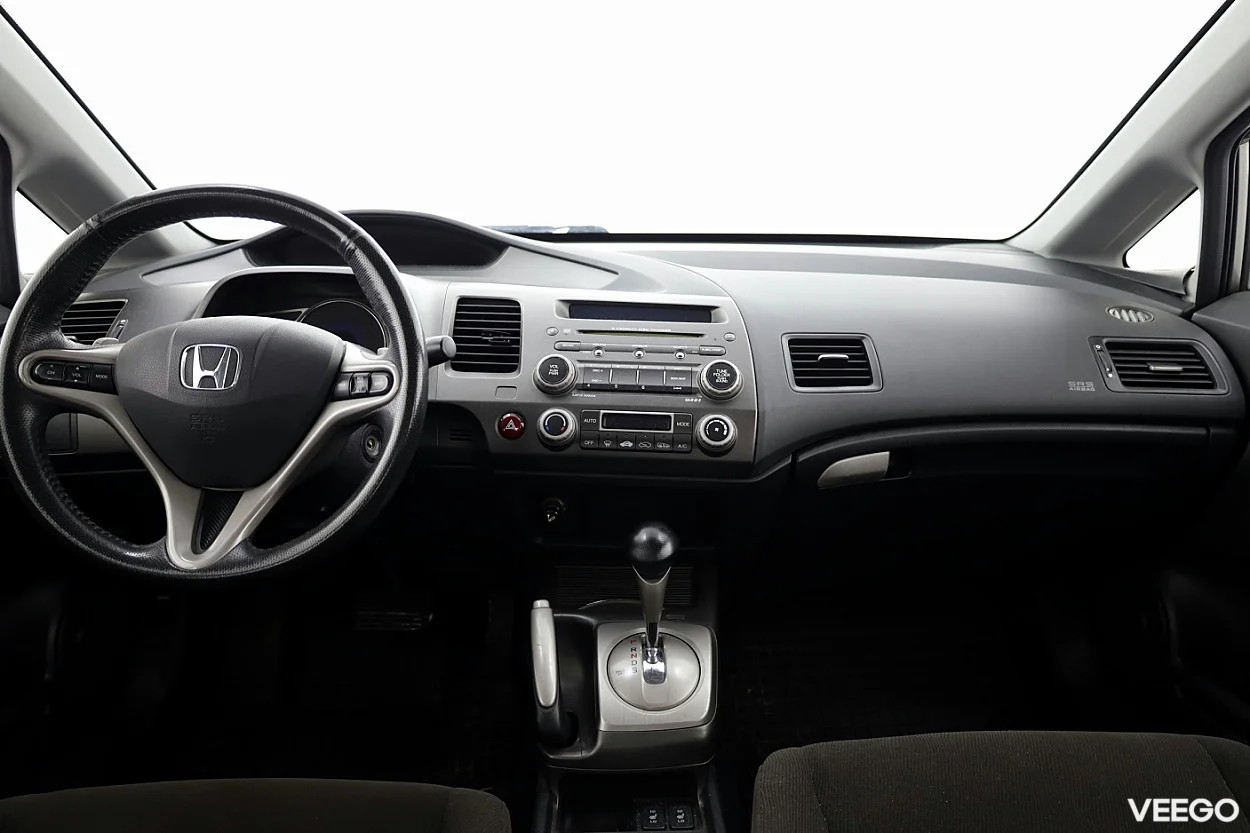 Honda Civic 1.8 104kW
