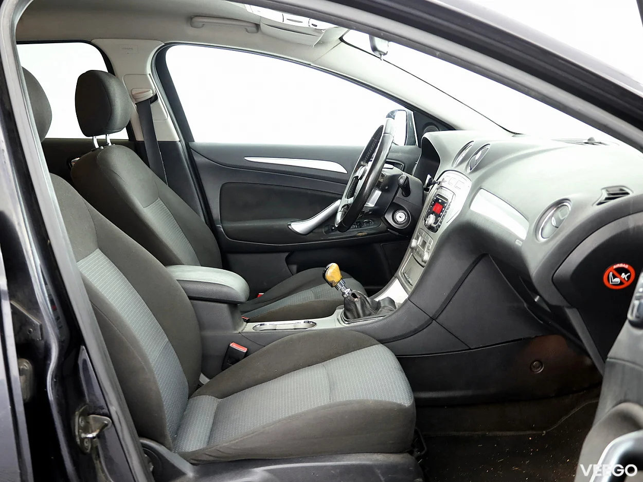 Ford Mondeo 2.0 96kW