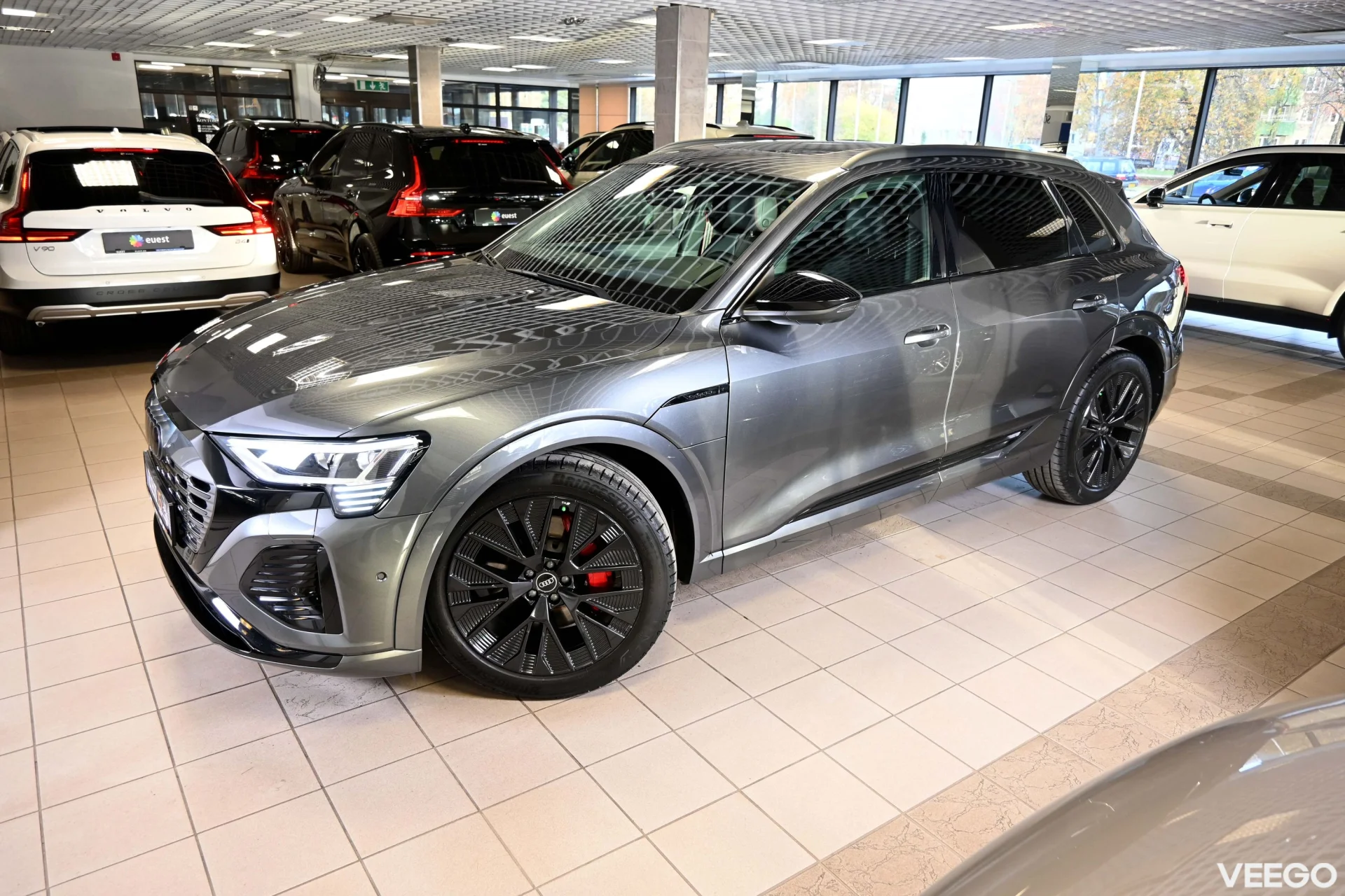 Audi Q8 e-tron QUATTRO B&O 2XS-LINE SAFETY PRO FULL 300kW