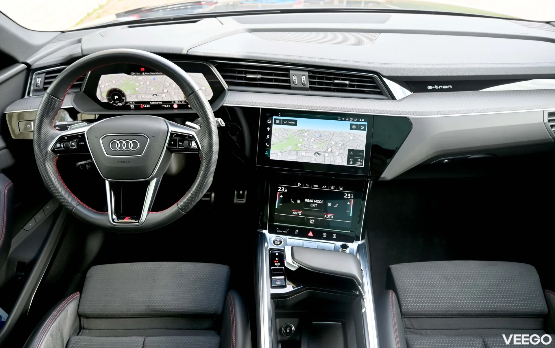 Audi Q8 e-tron QUATTRO B&O 2XS-LINE SAFETY PRO FULL 300kW
