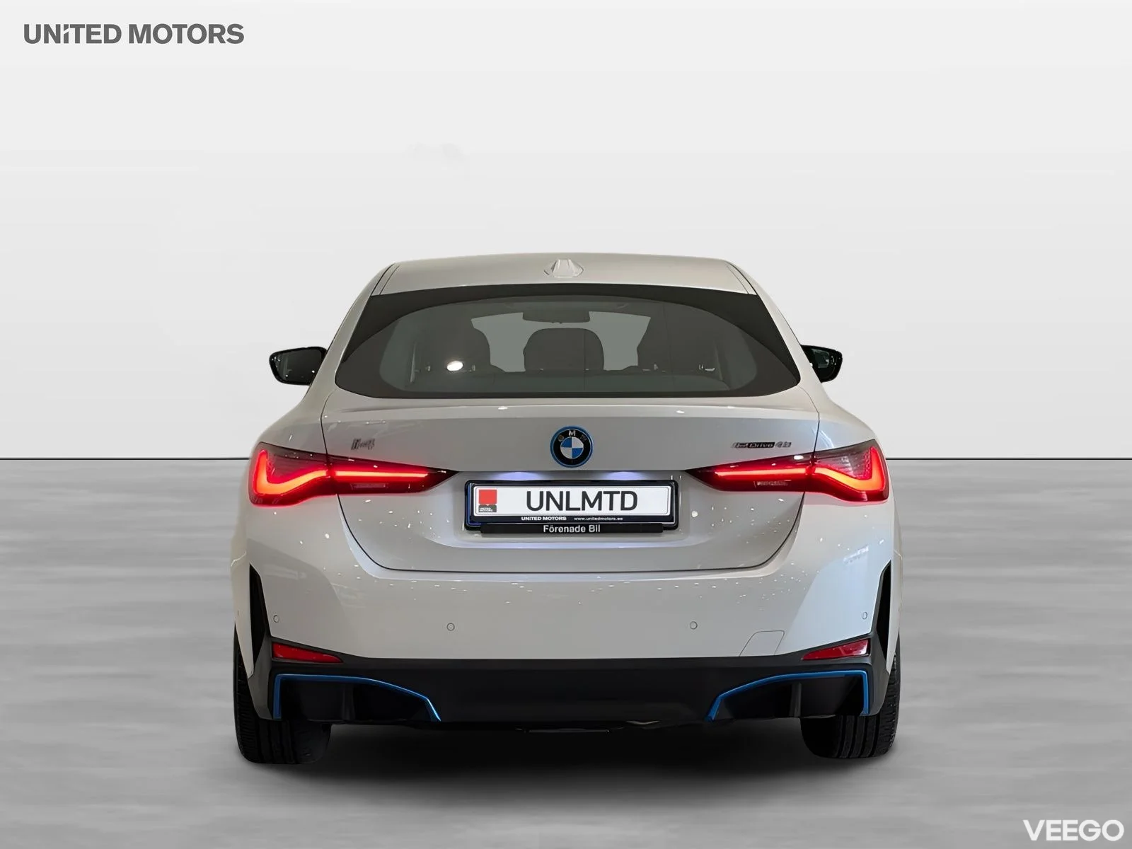 BMW i4 eDrive40 Adpt farth Sportstolar Rattv Drag Hifi 0kW