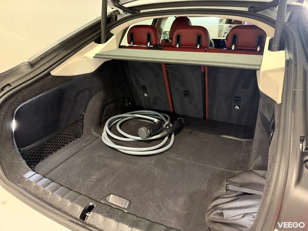 BMW i4 eDrive40 Adpt farth Sportstolar Rattv Drag Hifi 0kW