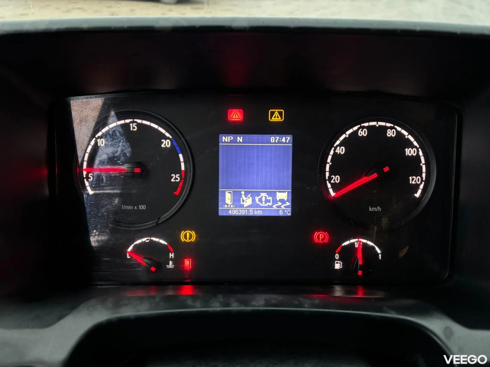 Scania K 320 40 SEATS / AC / AUXILIARY HEATER / WHEELCHAIR RAMP 235kW