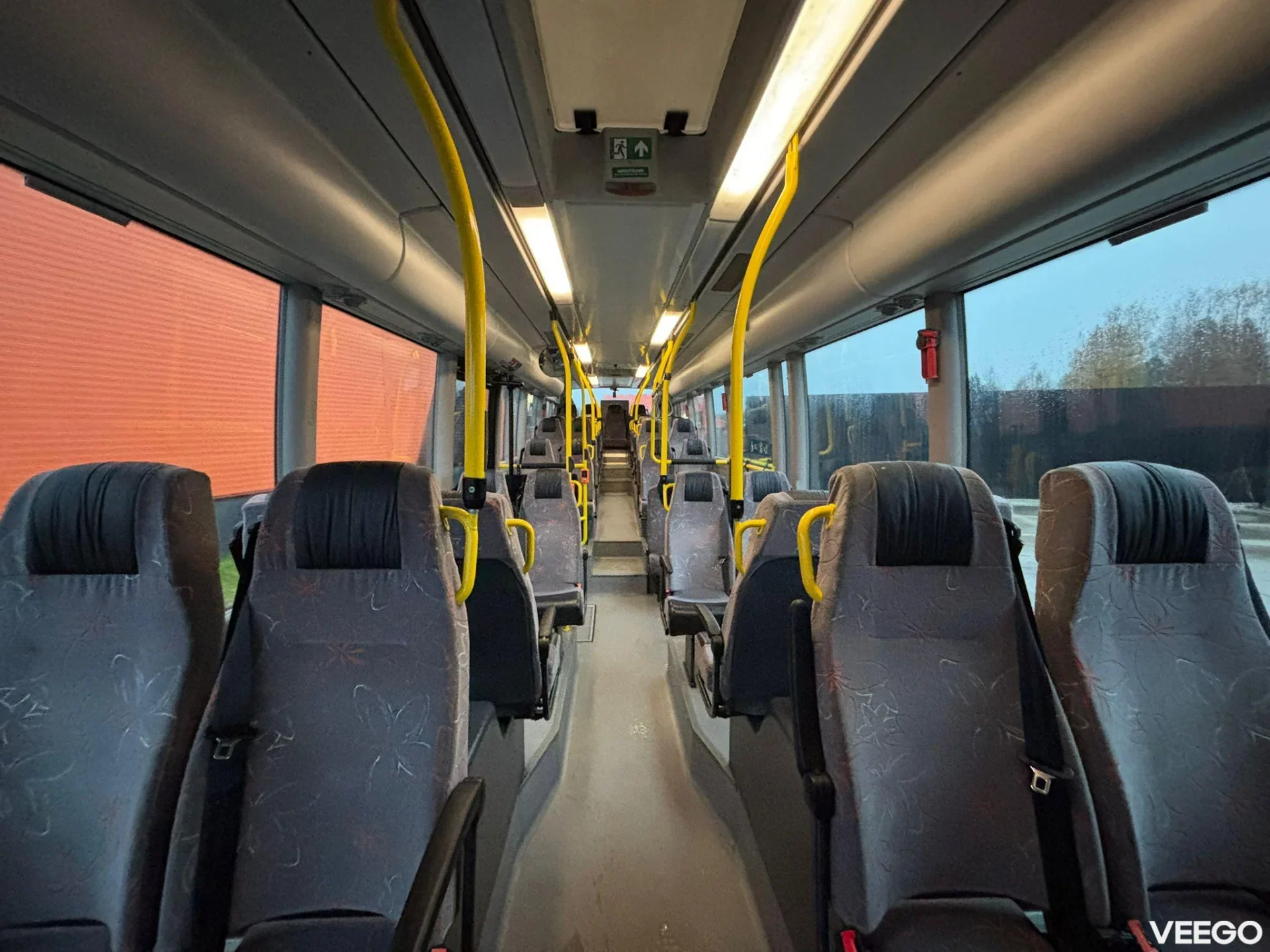 Scania K 320 40 SEATS / AC / AUXILIARY HEATER / WHEELCHAIR RAMP 235kW