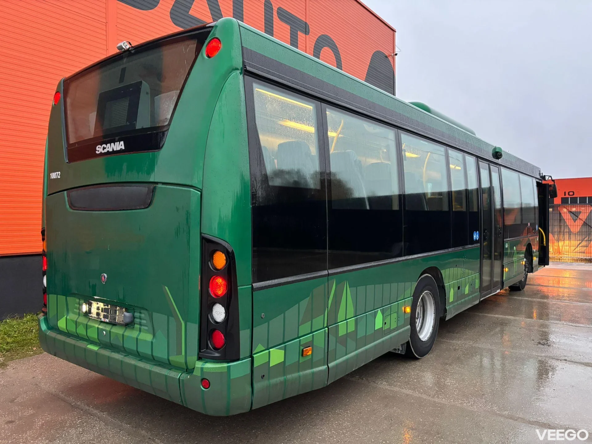 Scania K 320 40 SEATS / AC / AUXILIARY HEATER / WHEELCHAIR RAMP 235kW