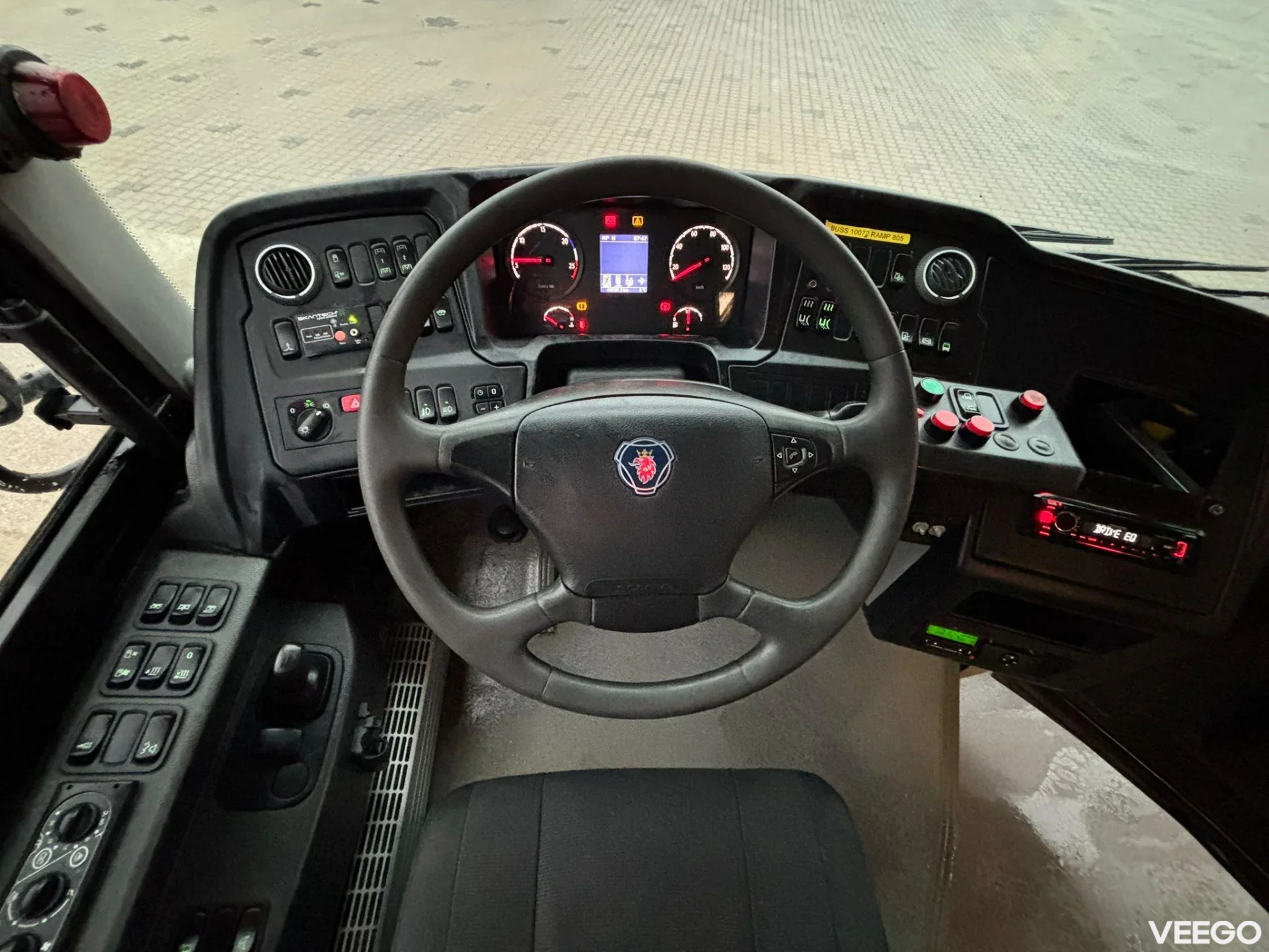 Scania K 320 40 SEATS / AC / AUXILIARY HEATER / WHEELCHAIR RAMP 235kW