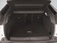 Peugeot 3008 GT Hybrid 136 e-DCS6 100kW thumbnail