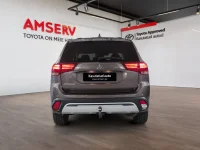 Mitsubishi Outlander Intense 4WD 2 110kW thumbnail