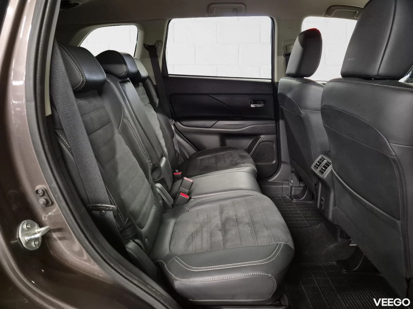 Mitsubishi Outlander Intense 4WD 2 110kW