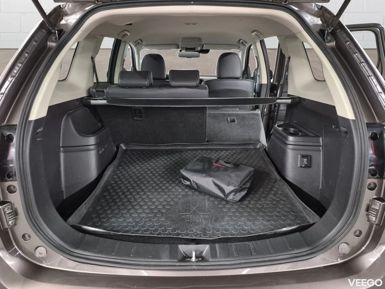 Mitsubishi Outlander Intense 4WD 2 110kW