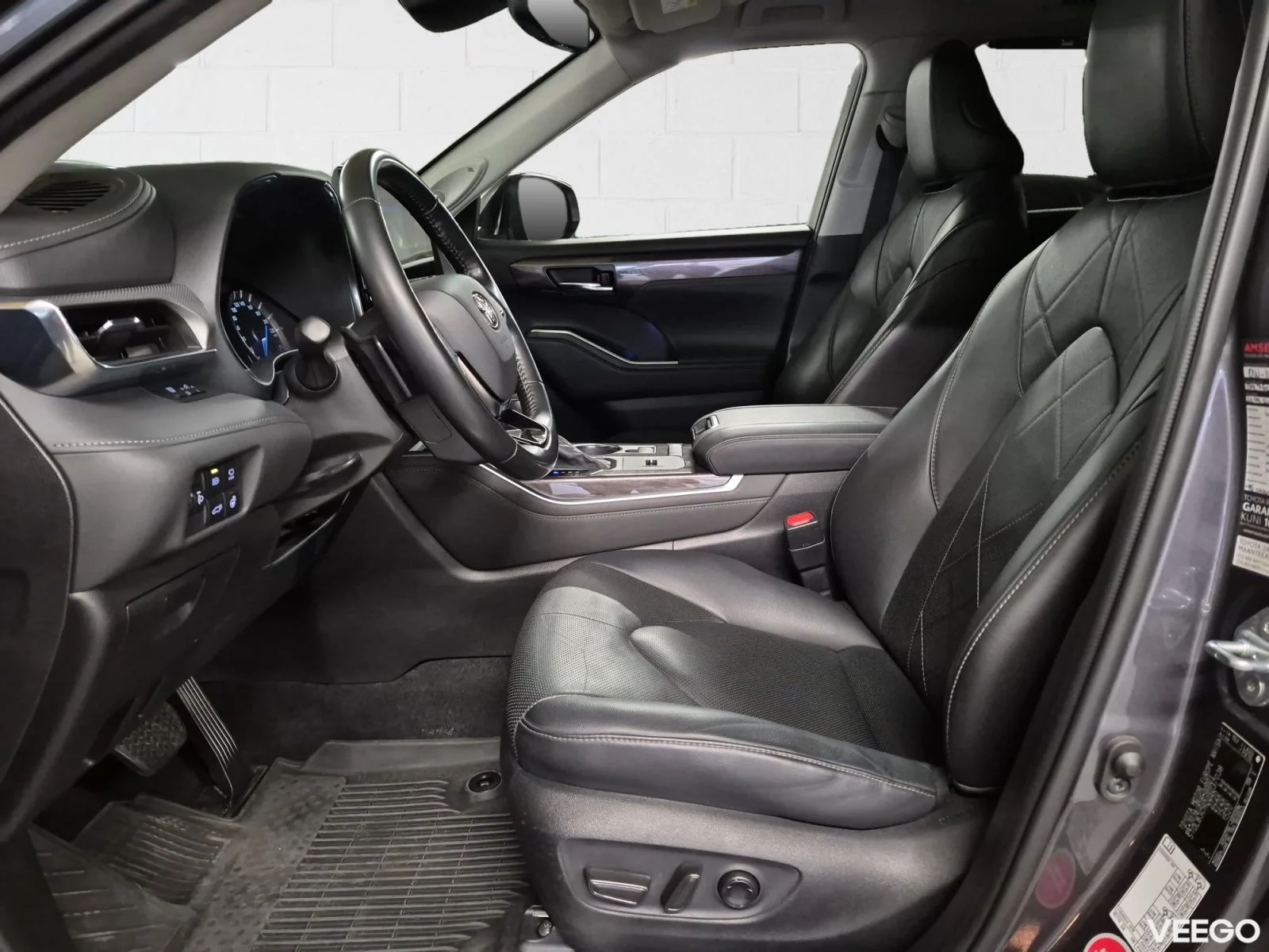 Toyota Highlander Premium AWD 2.5 140kW