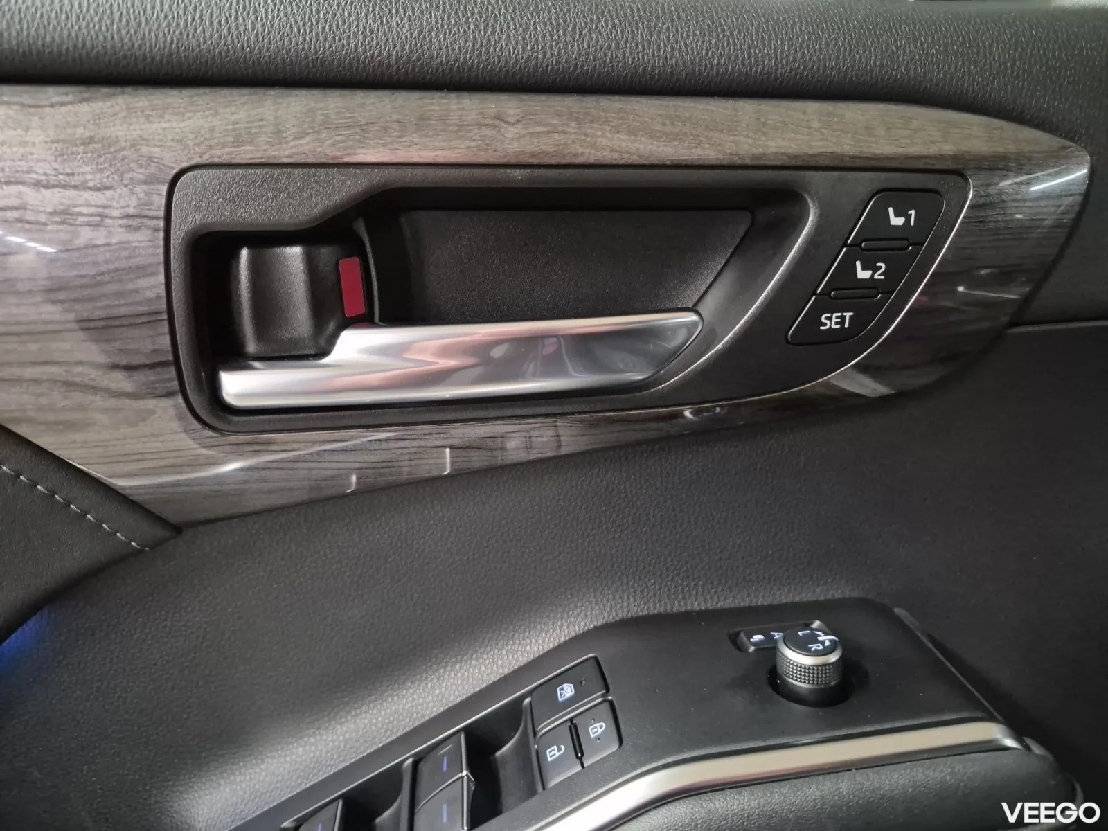 Toyota Highlander Premium AWD 2.5 140kW