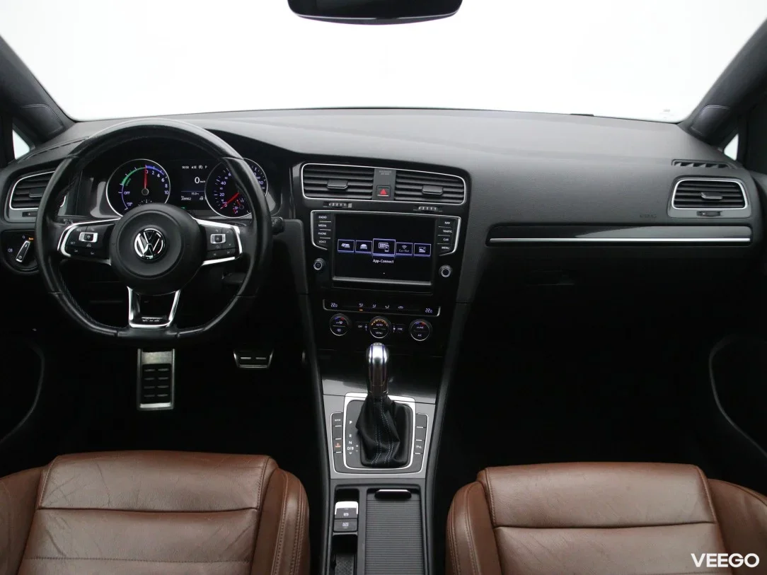 Volkswagen Golf 1.4 110kW