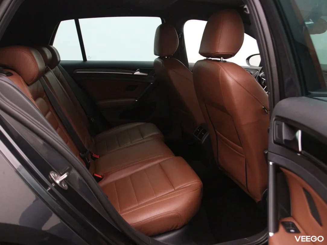 Volkswagen Golf 1.4 110kW