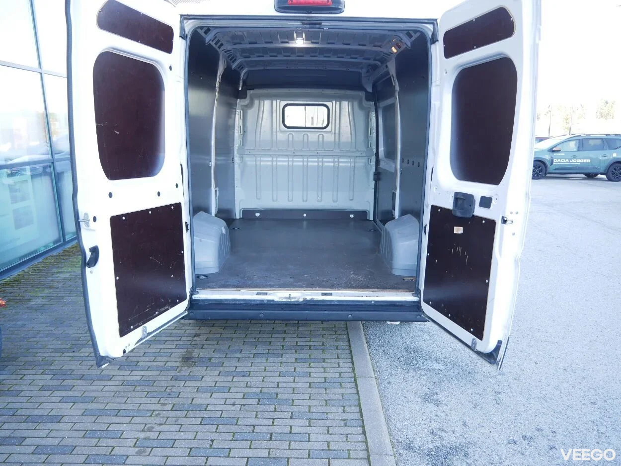 Citroen Jumper L2H2 2.2 103kW