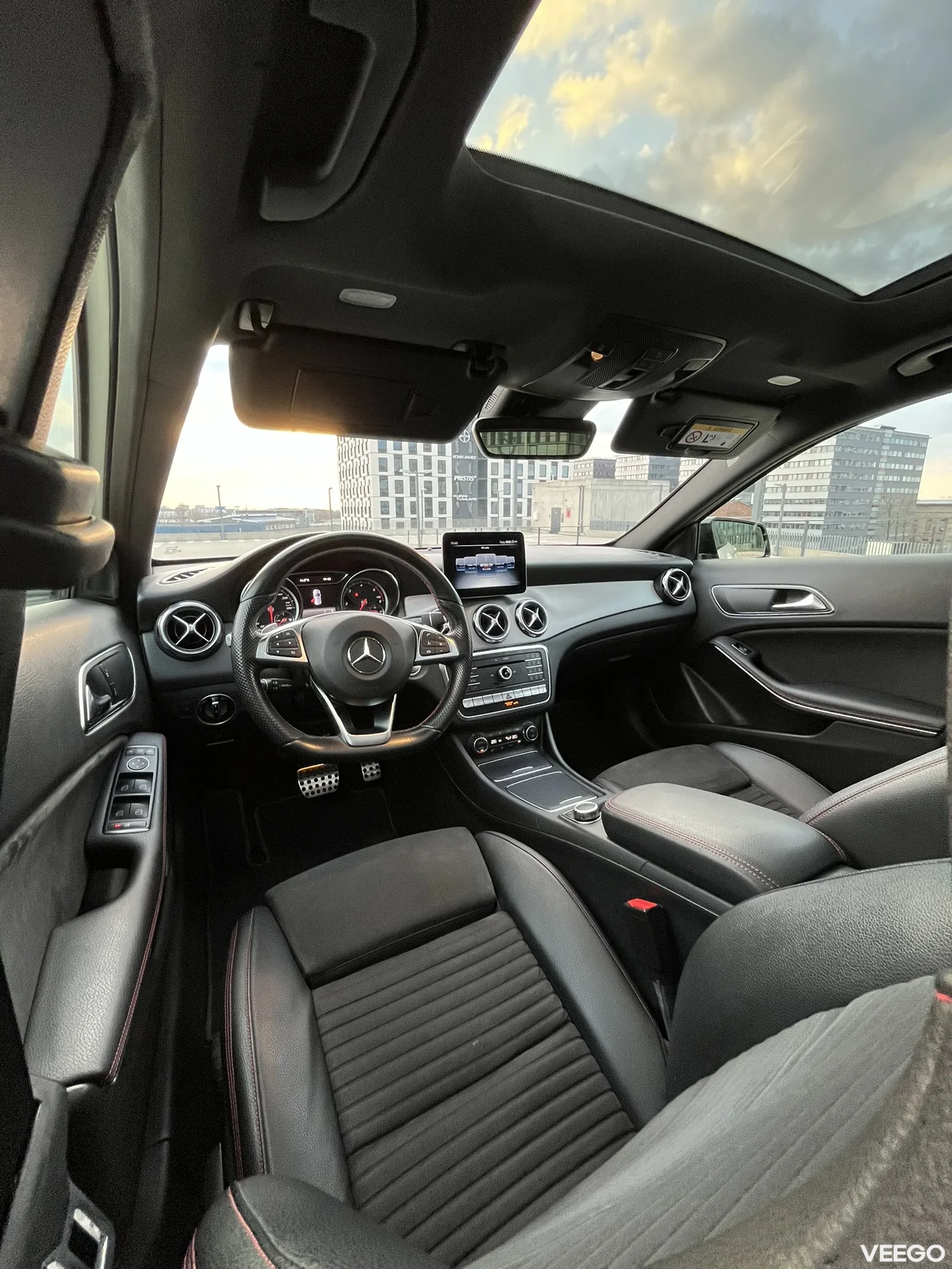 Mercedes-Benz GLA200 2.1 100kW