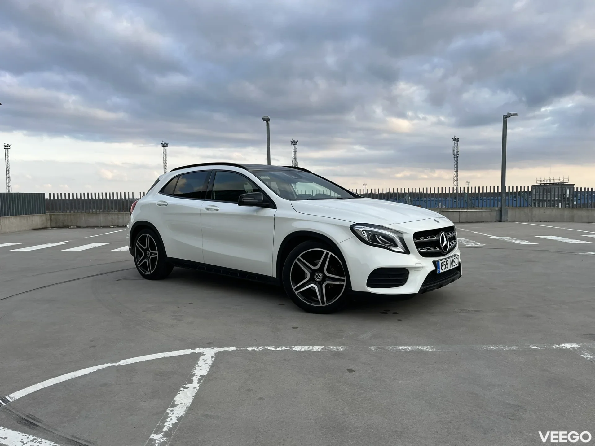 Mercedes-Benz GLA200 2.1 100kW