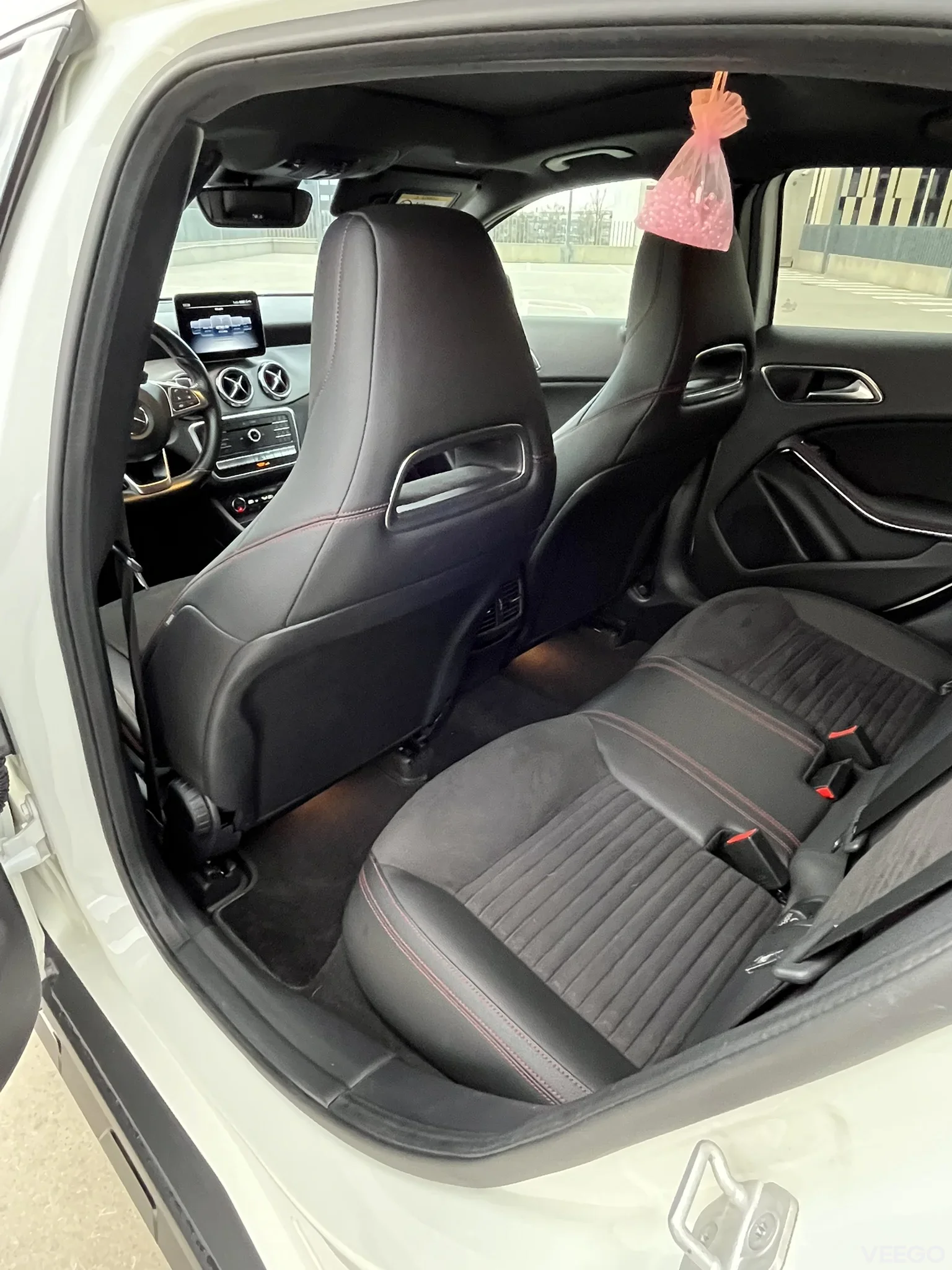 Mercedes-Benz GLA200 2.1 100kW