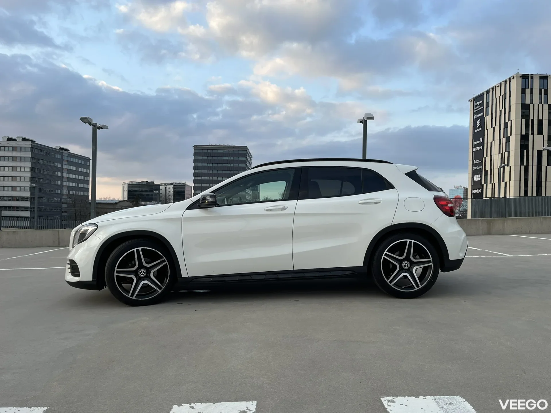 Mercedes-Benz GLA200 2.1 100kW