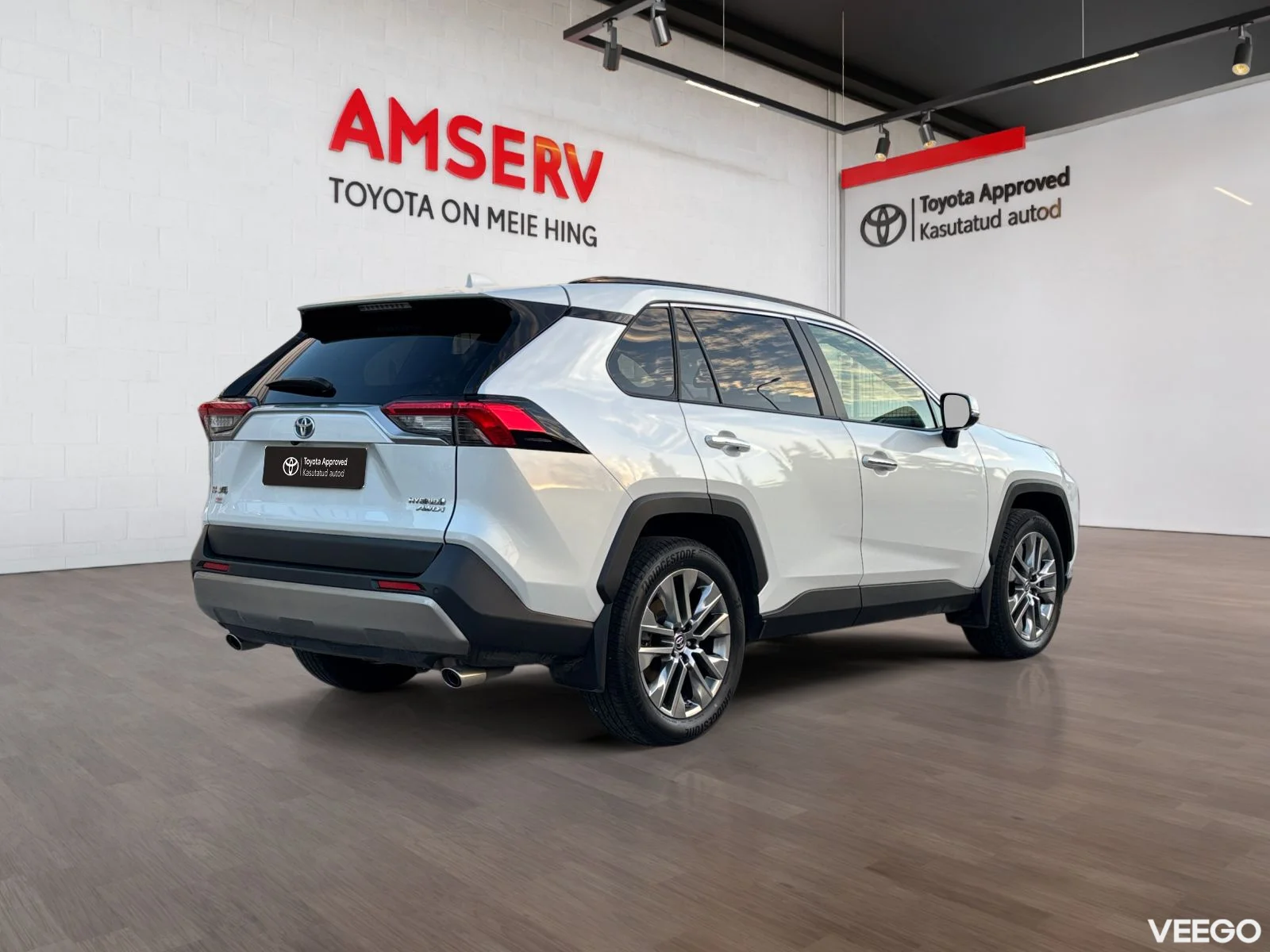 Toyota RAV4 Premium Plus 2.5 131kW