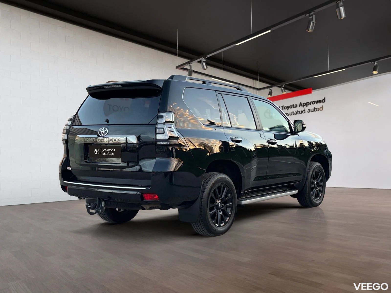 Toyota Land Cruiser N1G Black Edition 150kW