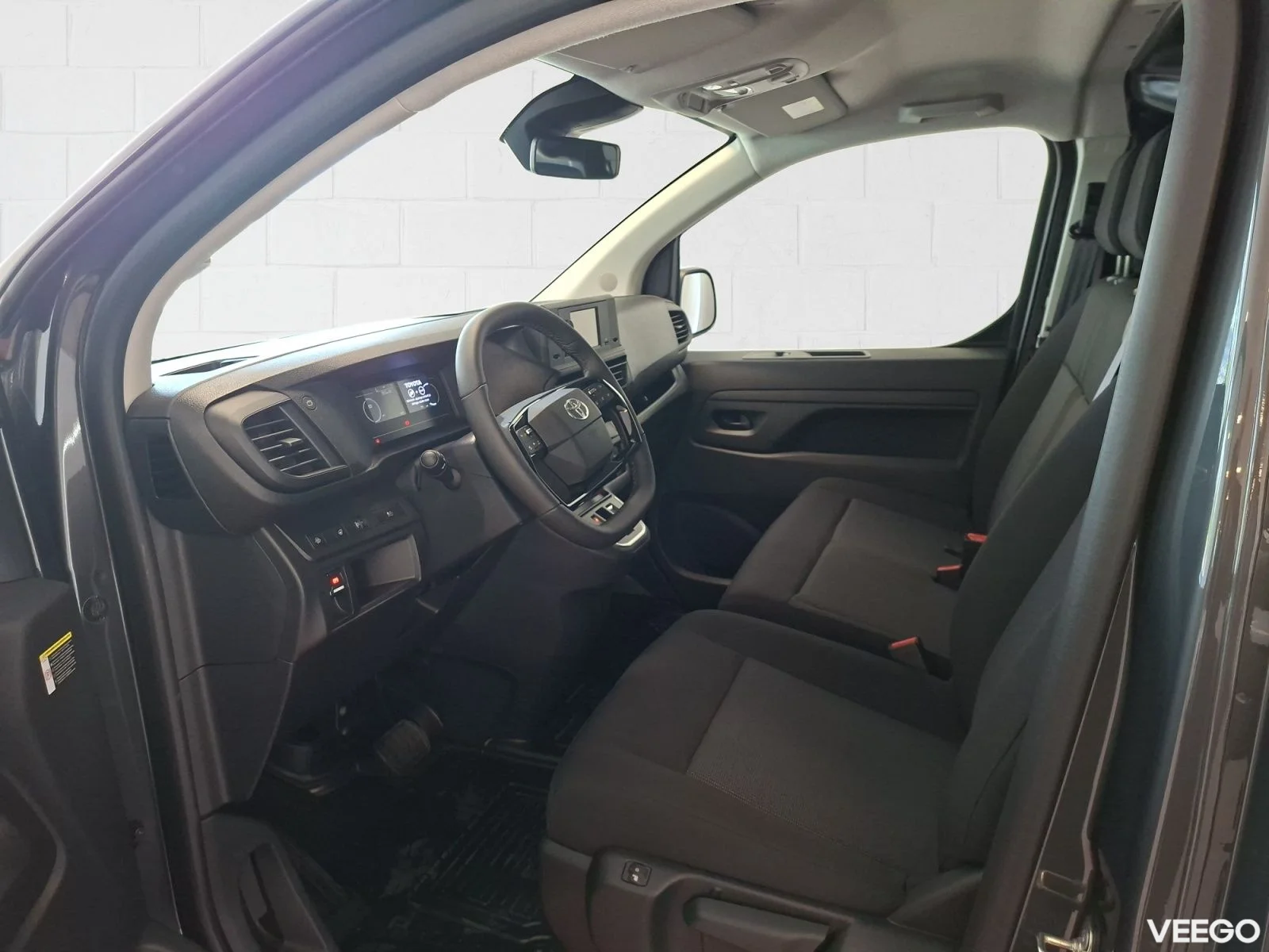 Toyota Proace Professional Nord swing doors Long 2.2 110kW
