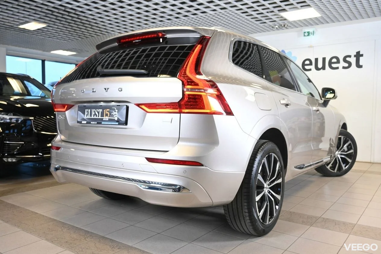 Volvo XC60 AWD T8 H&K ULTIMATE BRIGHT XENIUM INTELLI SAFE MY2024 2 335kW