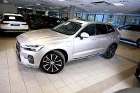 Volvo XC60 AWD T8 H&K ULTIMATE BRIGHT XENIUM INTELLI SAFE MY2024 2 335kW thumbnail