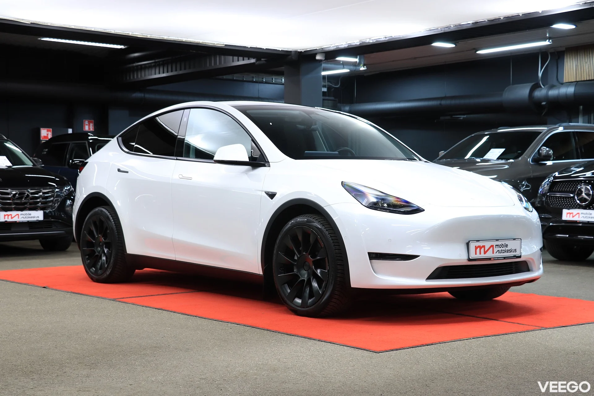 Tesla Model Y 0.0 378kW