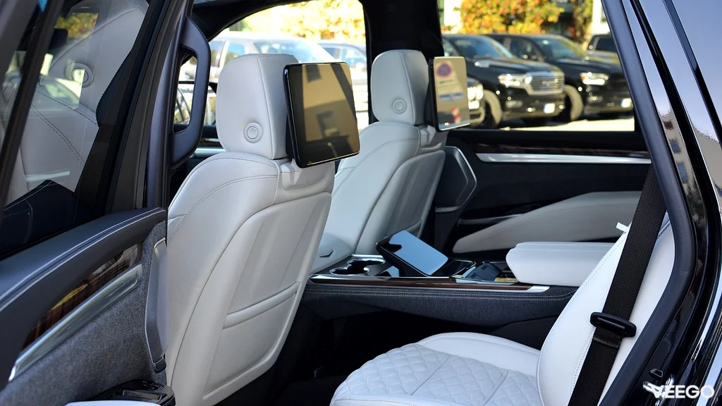 Cadillac Escalade Sport Platinum 6.2 313kW