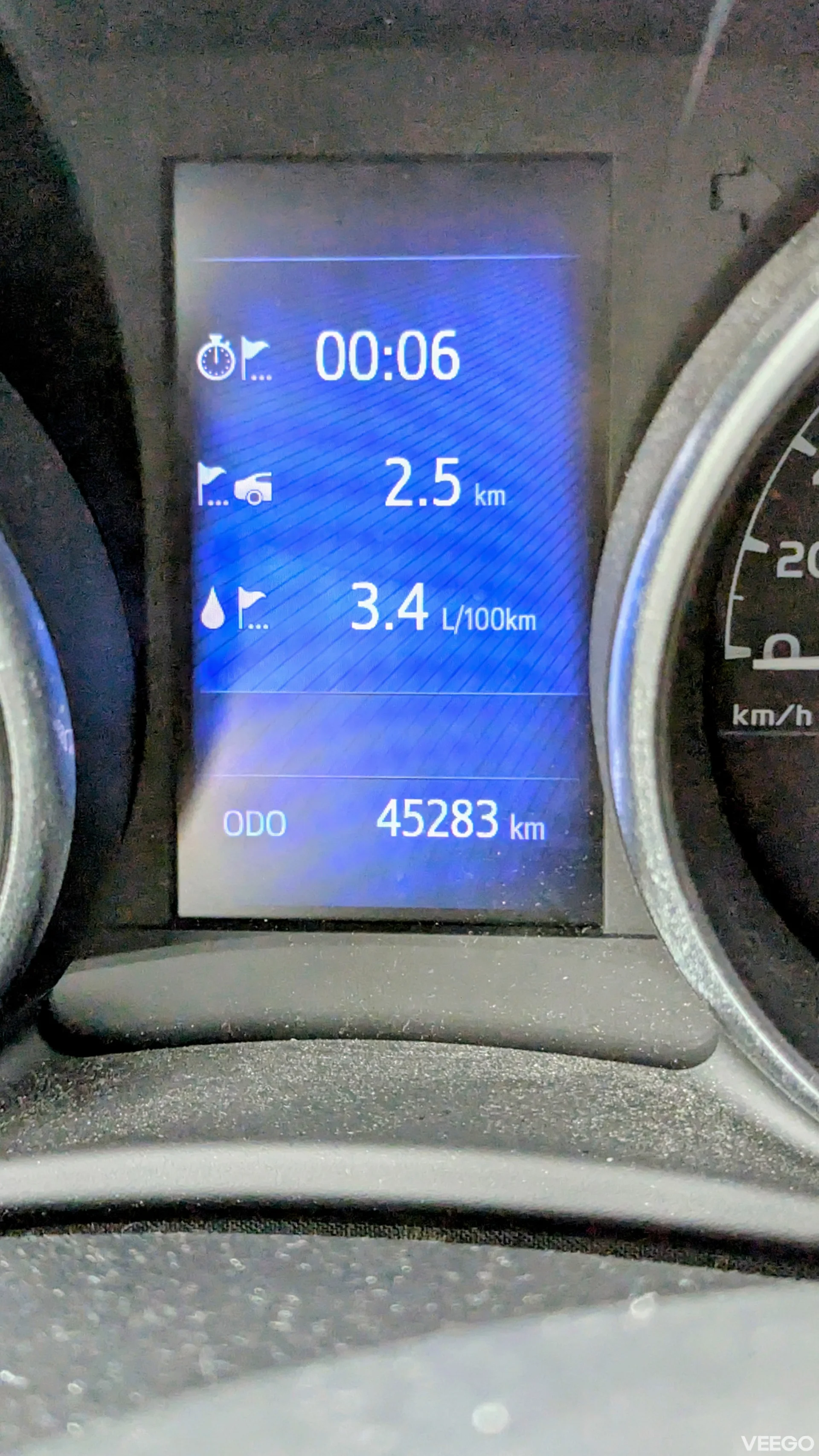Toyota Auris NOVC-HEV 1.8 73kW