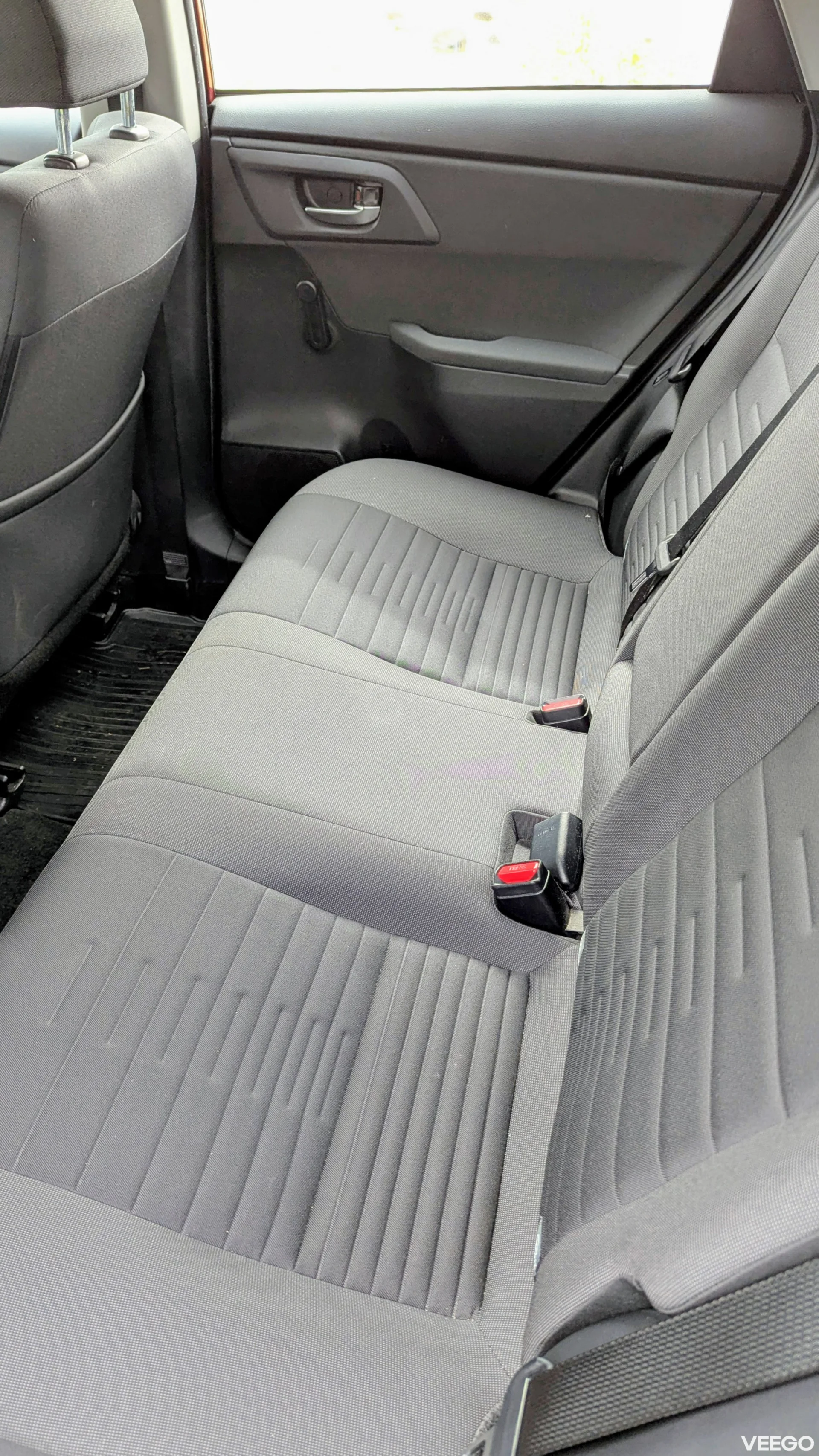Toyota Auris NOVC-HEV 1.8 73kW