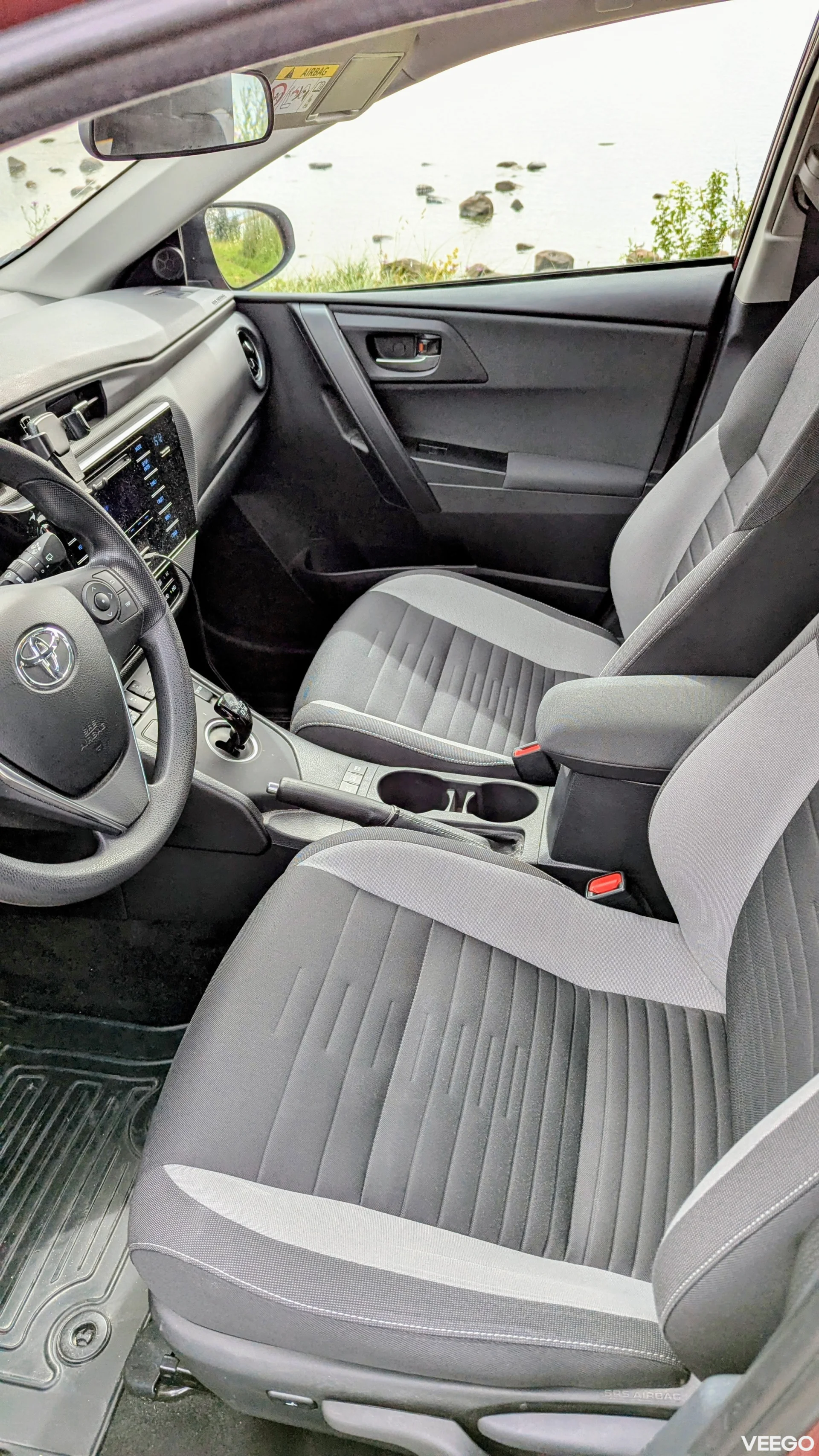 Toyota Auris NOVC-HEV 1.8 73kW