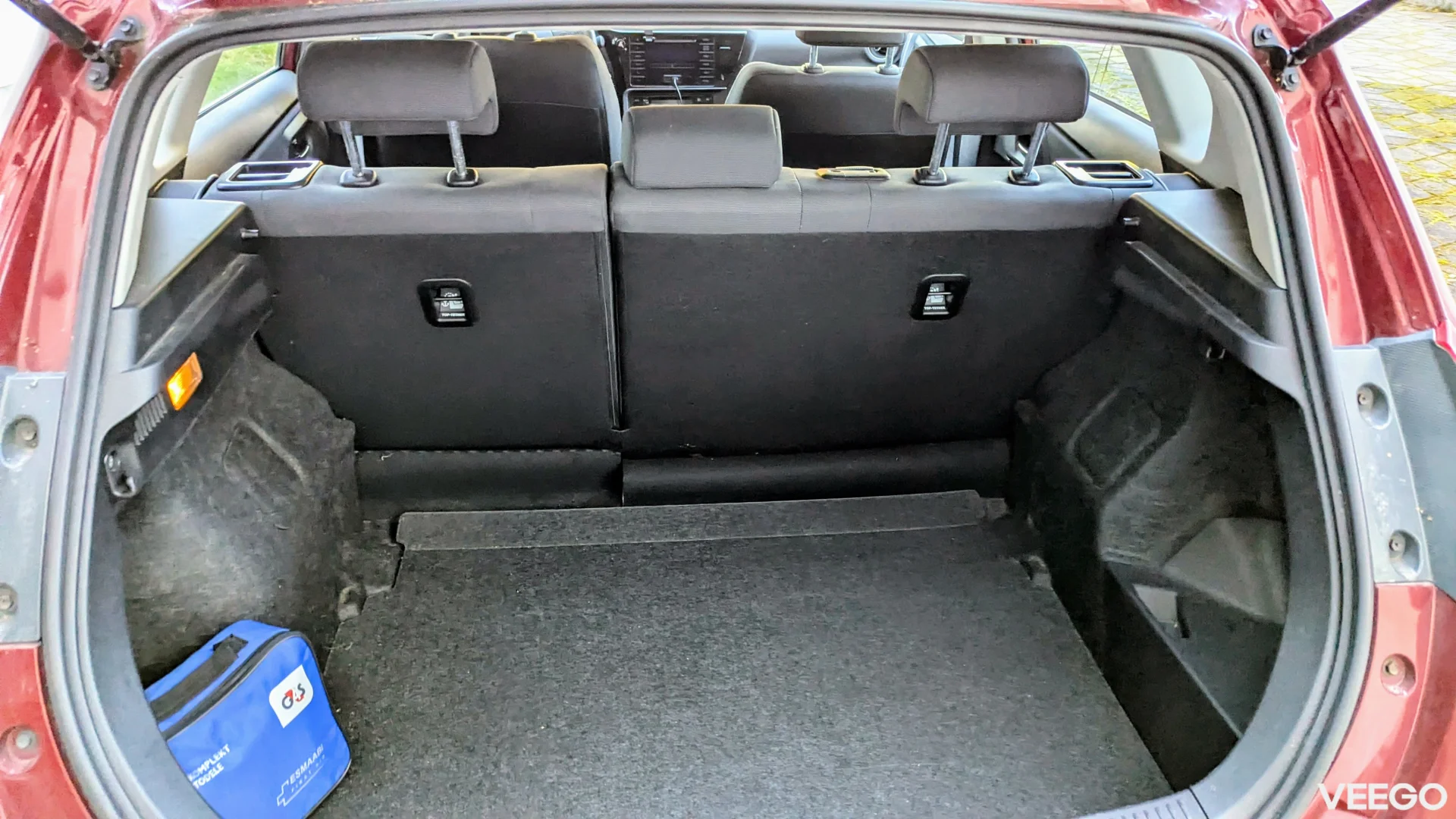 Toyota Auris NOVC-HEV 1.8 73kW