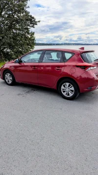 Toyota Auris NOVC-HEV 1.8 73kW thumbnail