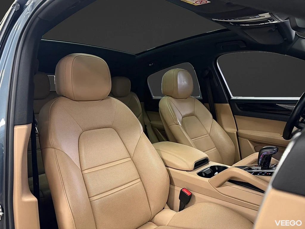 Porsche Cayenne E-Hybrid Coupé 462HK/Sportavgas/14-Vägs/Drag 340kW