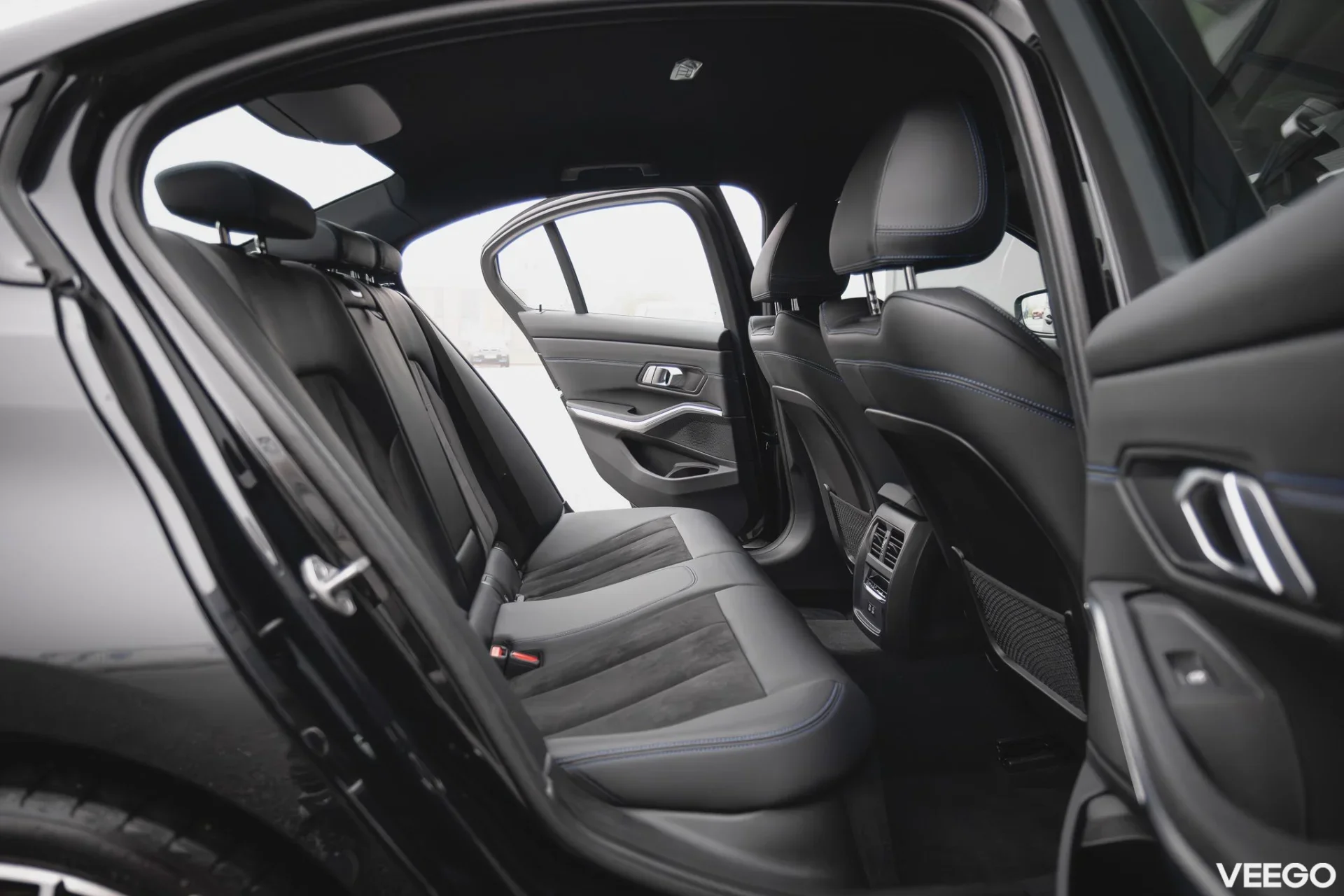 BMW 320 d xDrive MHEV M-Sportpakett 2 140kW