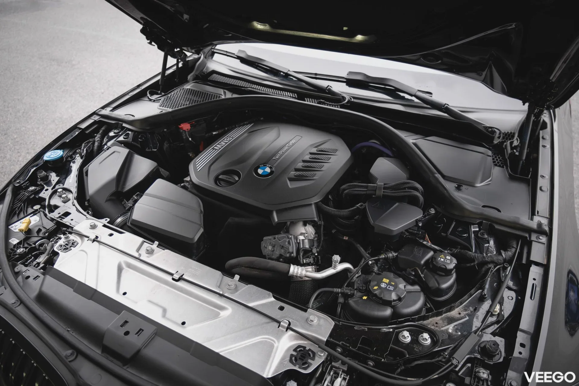 BMW 320 d xDrive MHEV M-Sportpakett 2 140kW